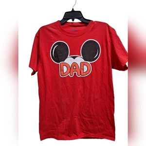 Disney Dad Mickey Mouse Ears Red Adult Men's Size Medium T-Shirt GUC